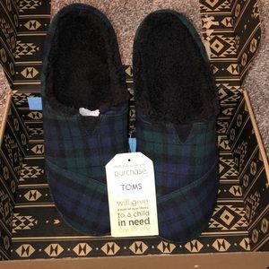 Toms Men’s Slippers size 10